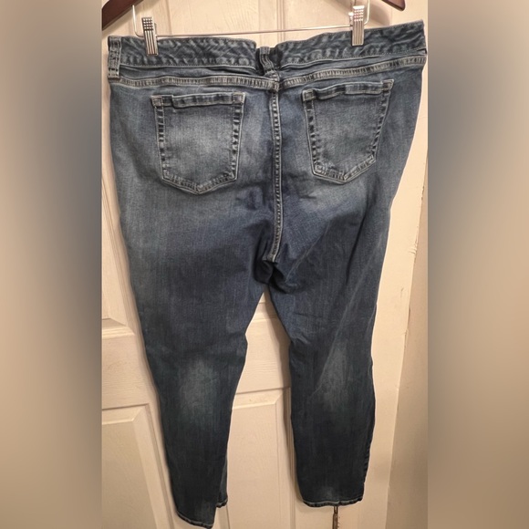 Torrid Size 18 Medium Wash EUC Boyfriend Jeans - Picture 5 of 7